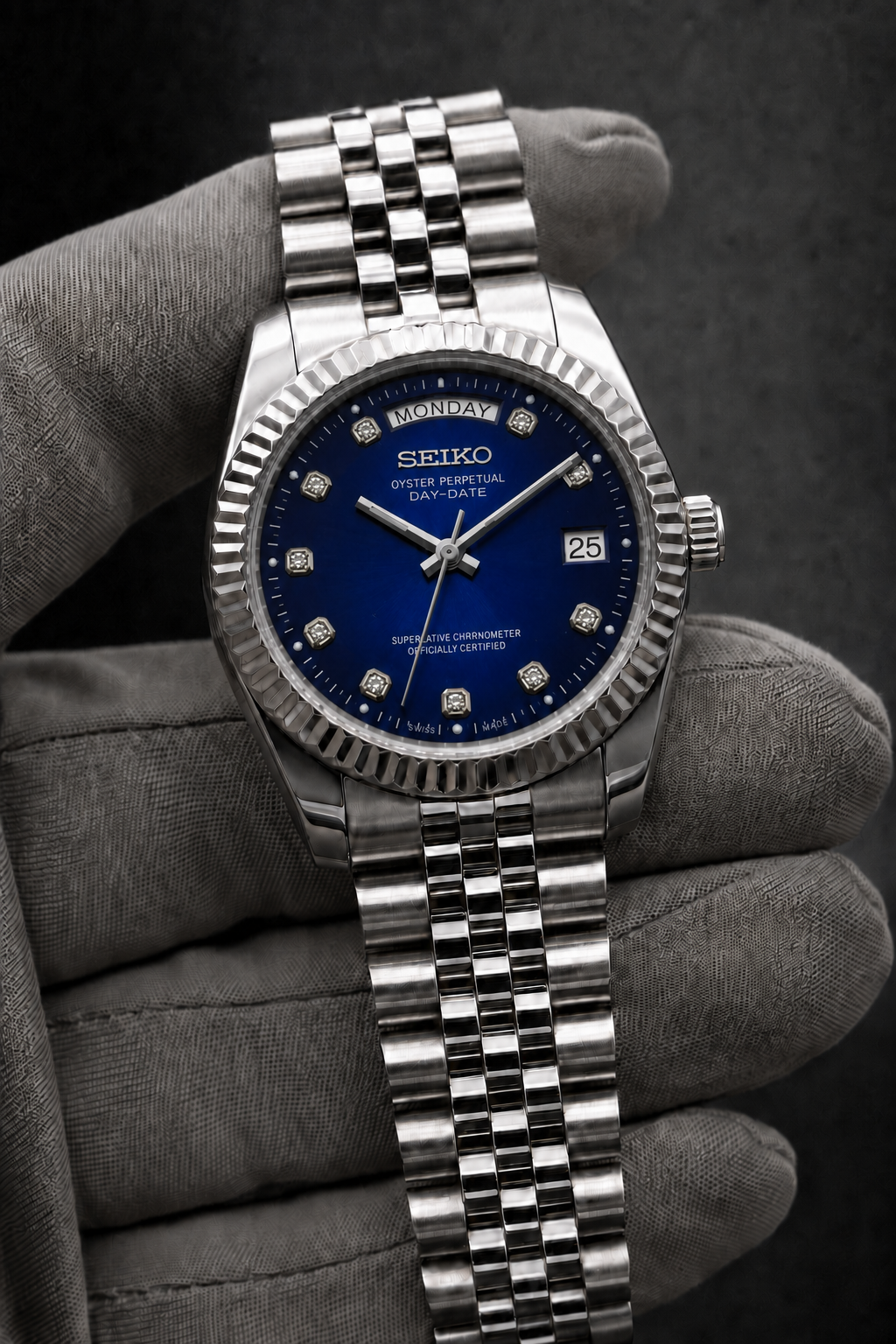 Day-Date Diamant Dial Bleu Marine